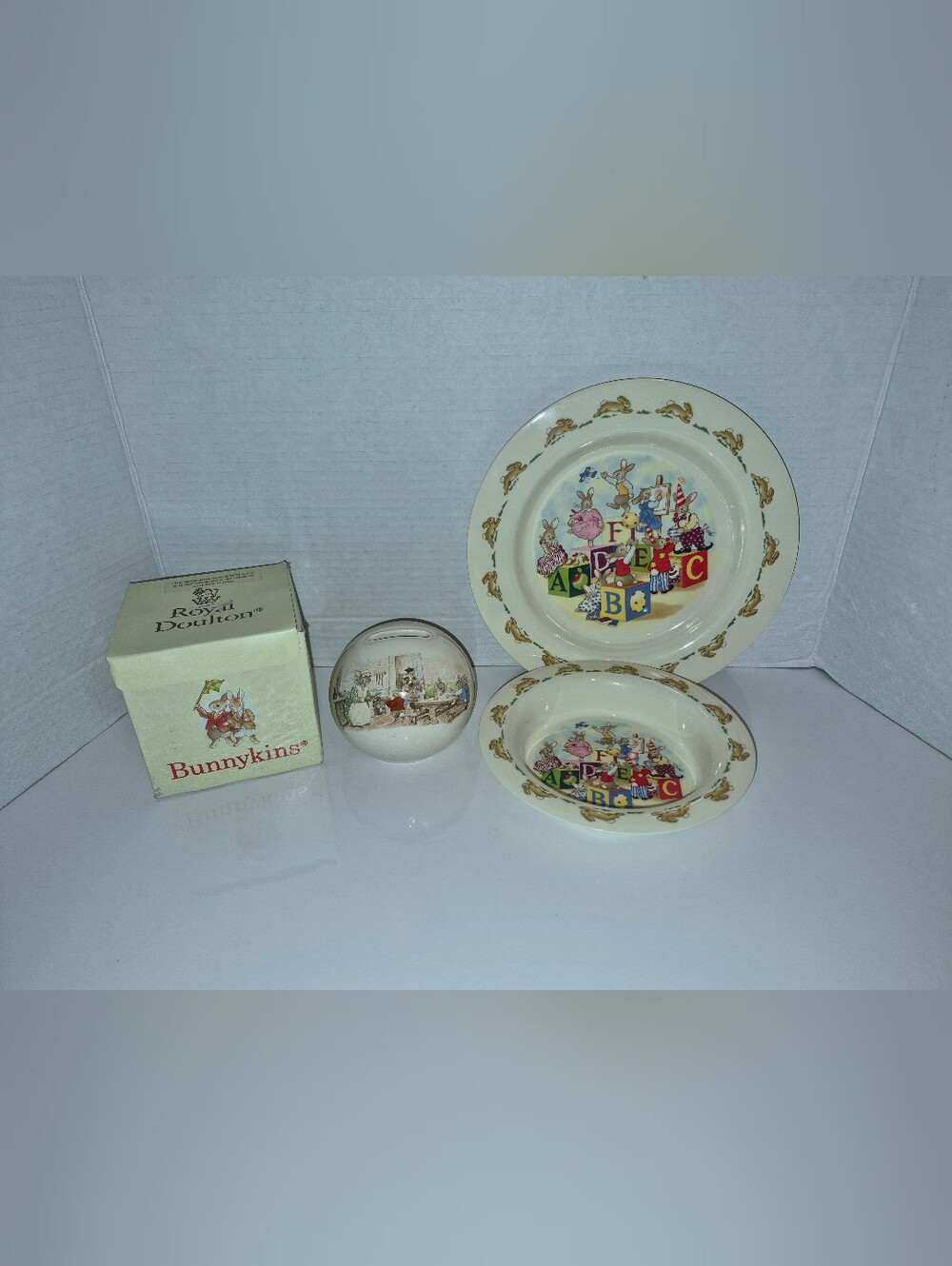 Vintage Royal Doulton Bunnykins melamine children's Plate & Bowl Money Ball Lot